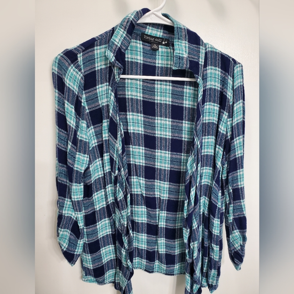 (3) 3/4 Sleeve Shirts
